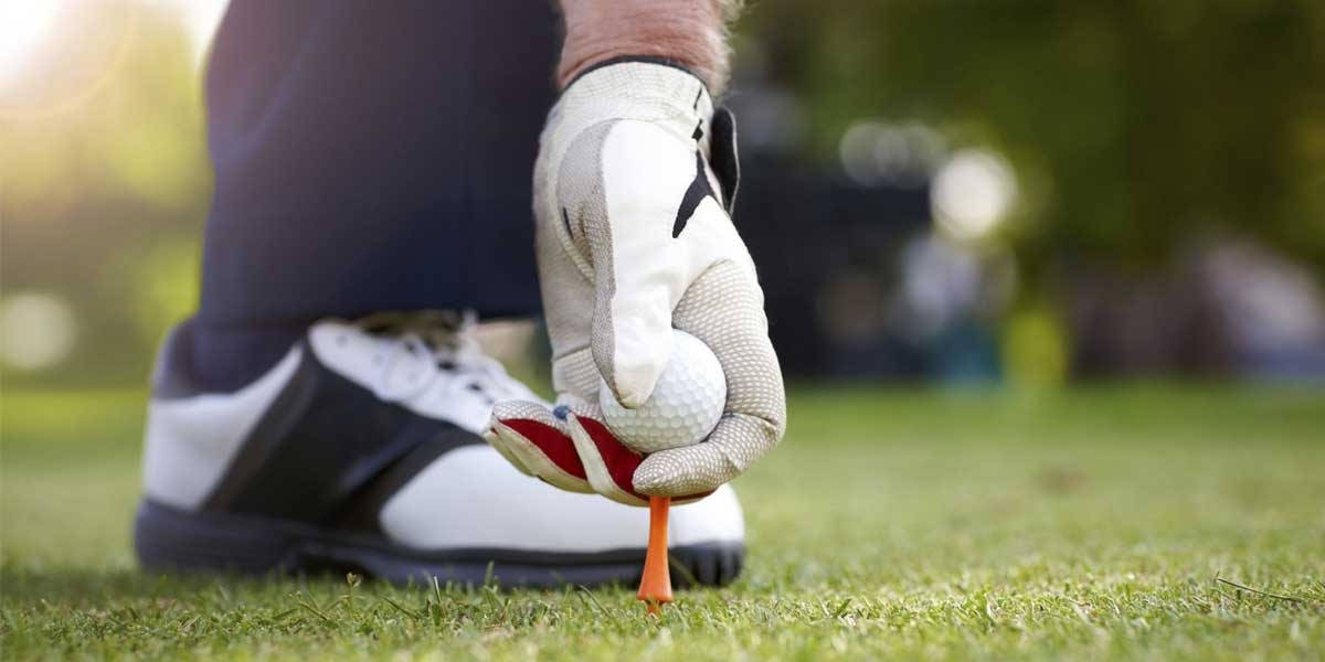Quatre moyens de garder la forme en jouant au golf