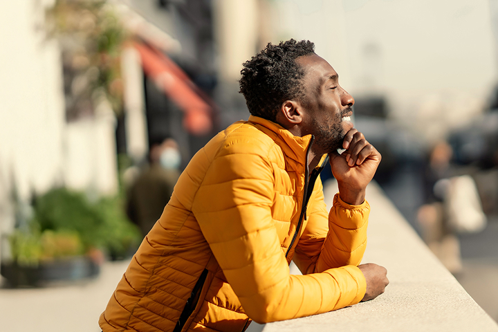 Smokers can get life insurance in Canada. Explore your coverage options, get a quote online, or connect with an advisor to find a plan that works for you.