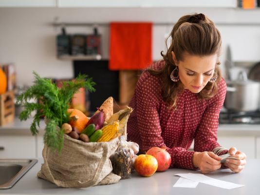 10 tips for healthy eating on a budget