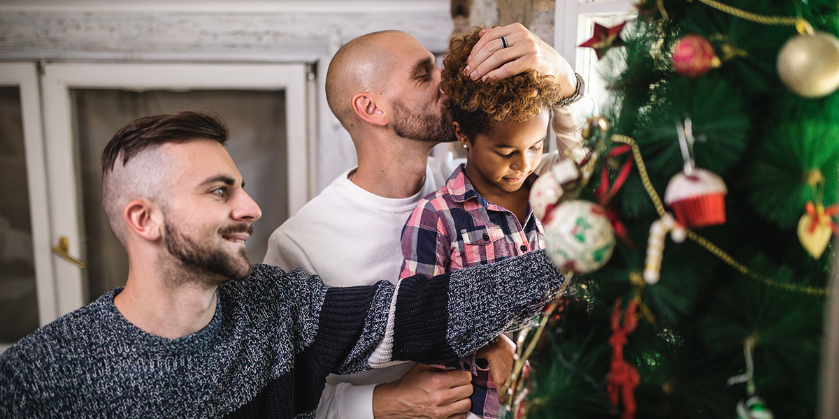 4 ways to celebrate the holidays on a budget this year